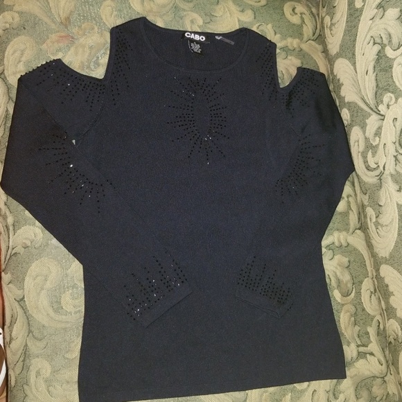 Sweater - Picture 3 of 3